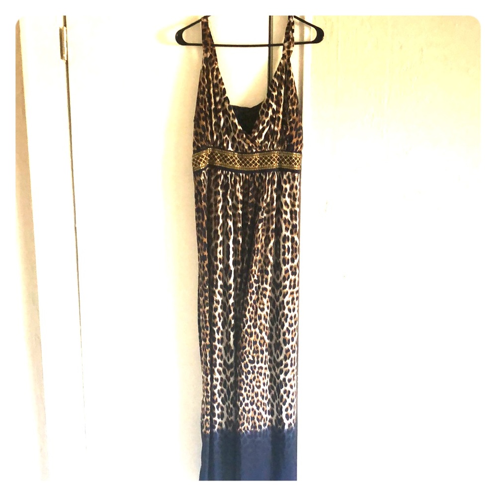 Very nice dress with shoulder straps
